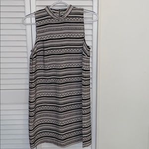 BCBGeneration Patterned Sleeveless Dress